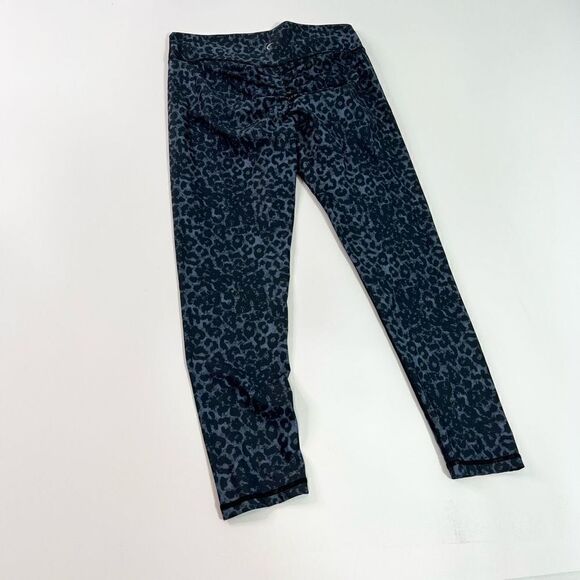 Zyia Active Leggings Women's 12 Blue Stone Leopard Print Cinched Butt High-Rise - Picture 9 of 10